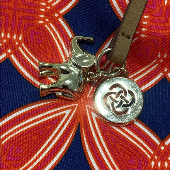 Stella & Dot How Does She Do It Tote - Picture 6 of 12